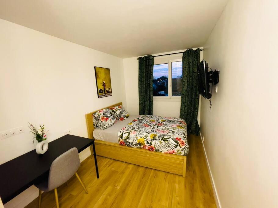 Magnifique Appartement De 4 Chambres 8 Personnes Max A 20 Minutes De Paris Antony Extérieur photo